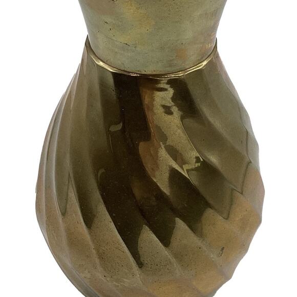 Vintage 8" Timeless Solid Brass Vase with Swirl Base and Bell End - Picture 6 of 10